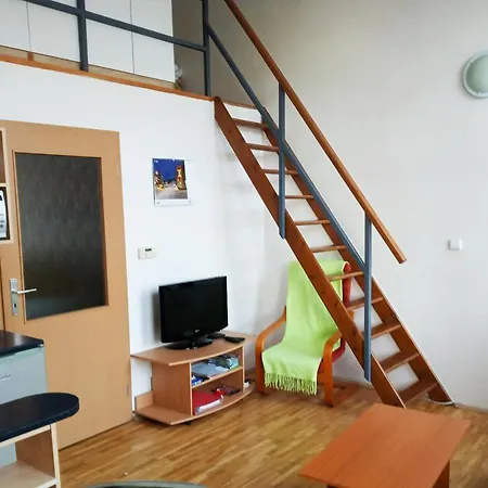 šťastná Třináctka Apartamento *